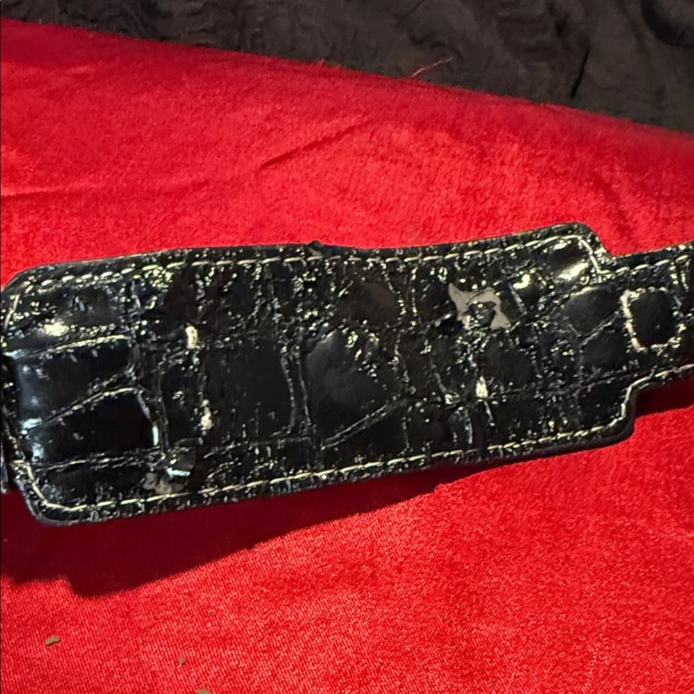 Vintage/early 2000s (Y2K-era) Guess shoulder bag Well Loved / For Repair / AS IS - Picture 4 of 8